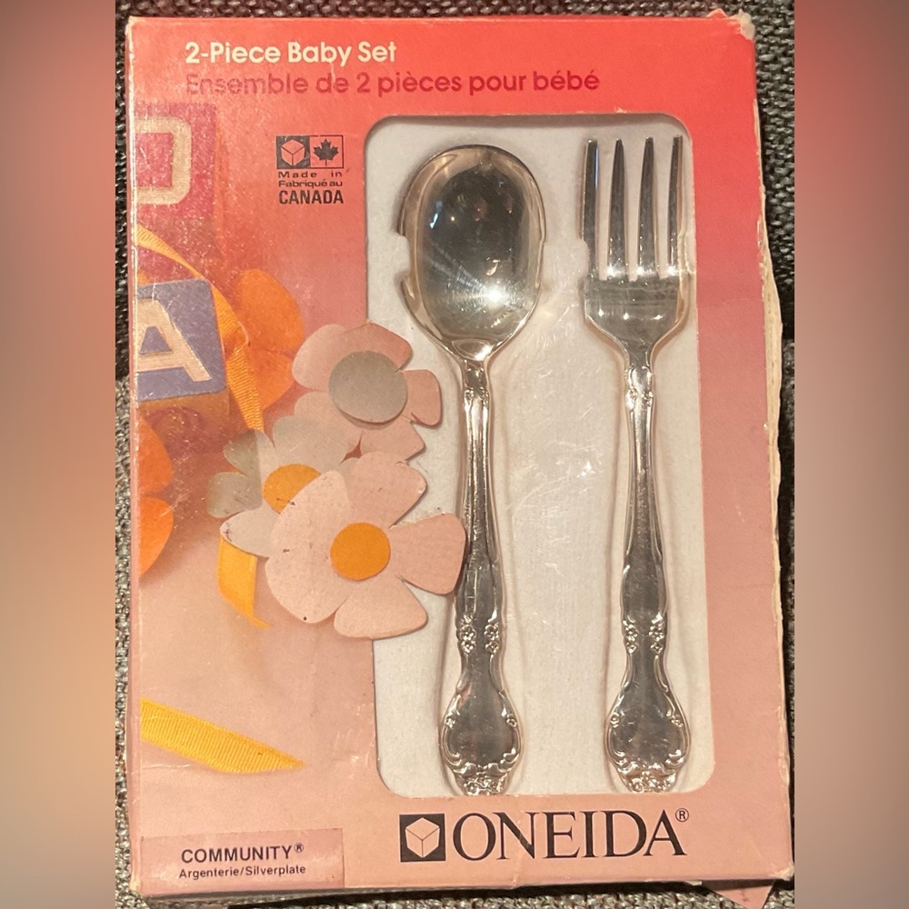 Oneida Vintage Baby / Toddler Feeding Set - Silverplate